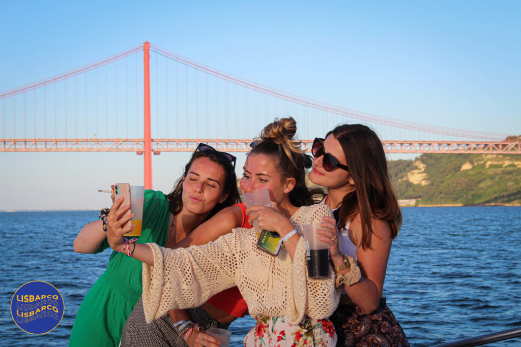 Boat party lisbon